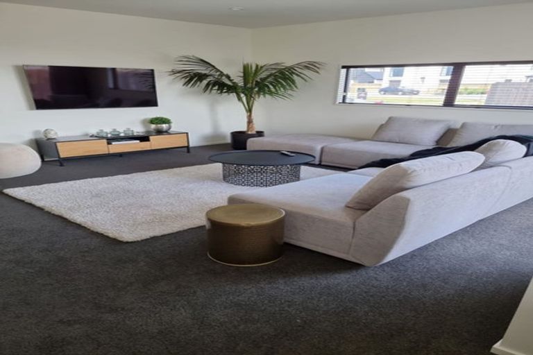 Photo of property in 11 Brancion Street, Halswell, Christchurch, 8025