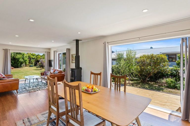 Photo of property in 46 Sylvan Avenue, Waikanae, 5036