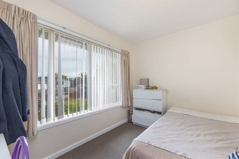 Photo of property in 22 Palmers Road, New Brighton, Christchurch, 8083