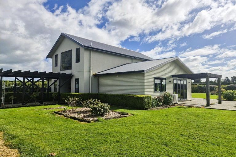 Photo of property in 53 Steel Road, West Plains, Invercargill, 9874