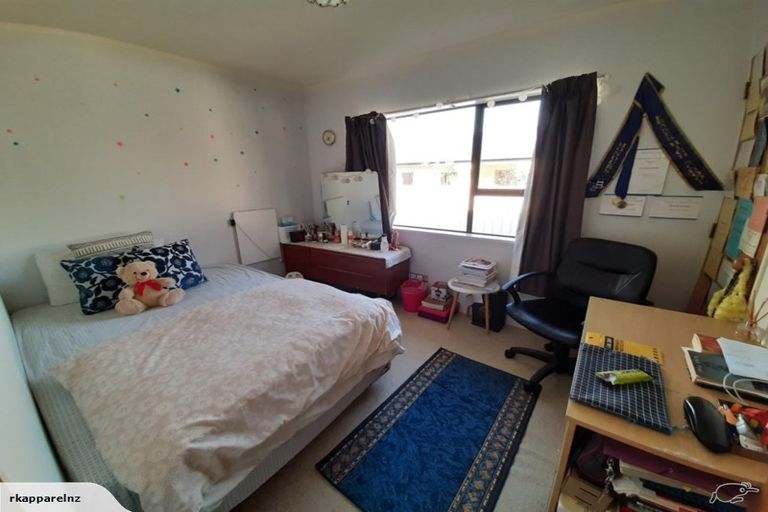 Photo of property in 8 Knightsbridge Place, Dinsdale, Hamilton, 3204