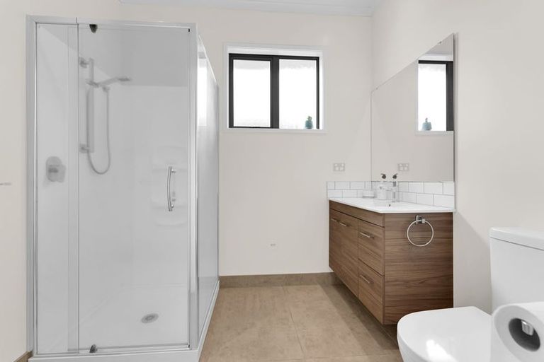 Photo of property in 36 Hillpark Drive, Pokeno, 2402