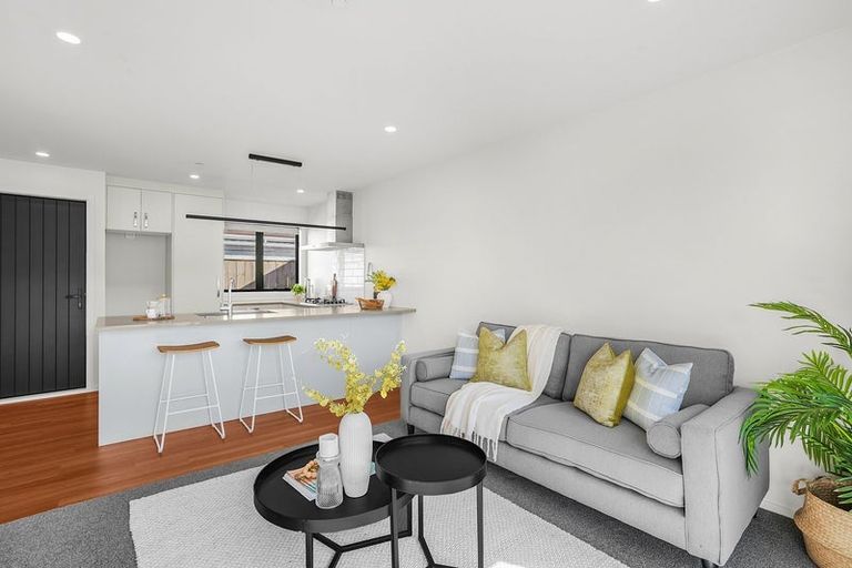 Photo of property in 3/6 Exchange Street, Ebdentown, Upper Hutt, 5018