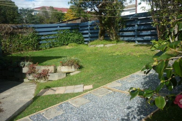 Photo of property in 12b Halyard Place, Whitby, Porirua, 5024