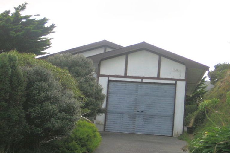 Photo of property in 4 Debra Way, Karori, Wellington, 6012