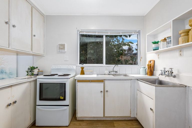 Photo of property in 71b Holland Street, Wainuiomata, Lower Hutt, 5014