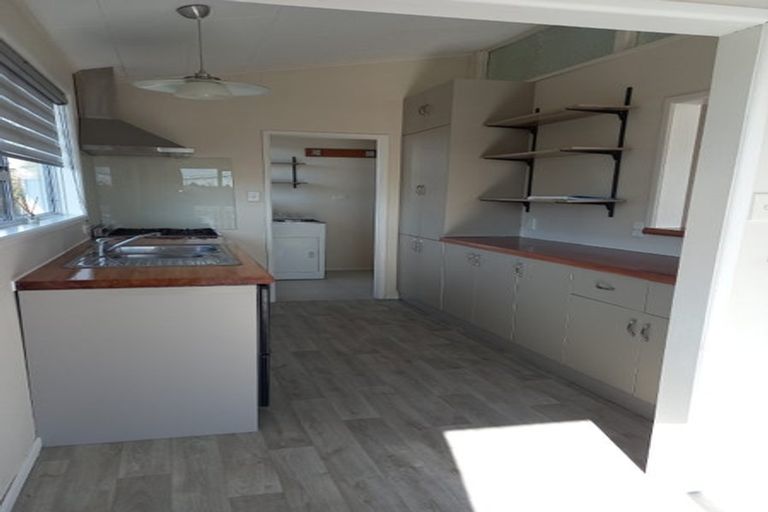 Photo of property in 15 Penrith Street, Westown, New Plymouth, 4310