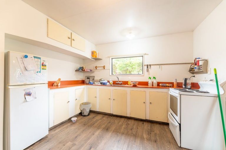 Photo of property in 18 Studholme Street, Waimate, 7924