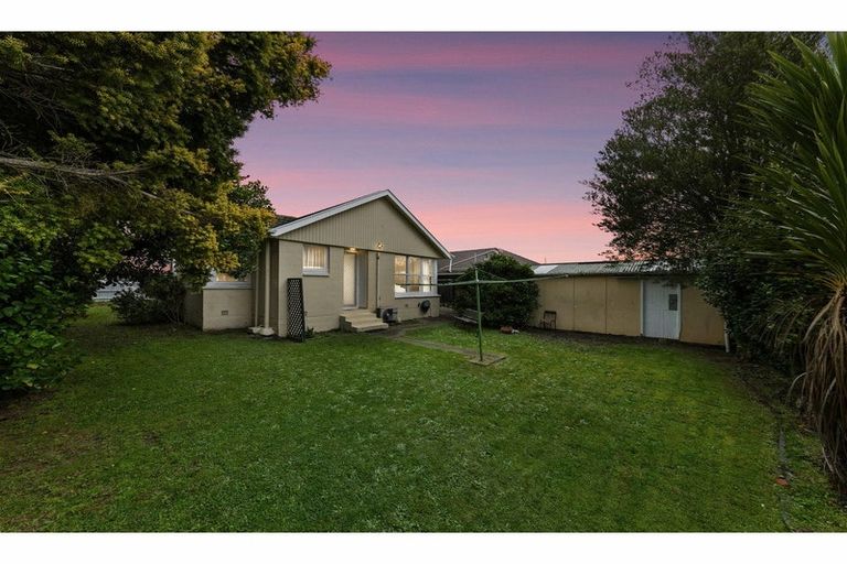 Photo of property in 138 Northcote Road, Northcote, Christchurch, 8052
