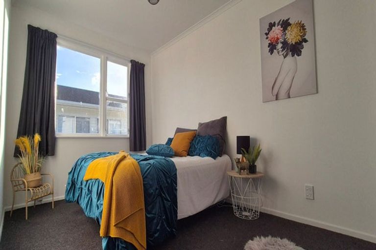 Photo of property in 53 Connolly Street, Boulcott, Lower Hutt, 5010