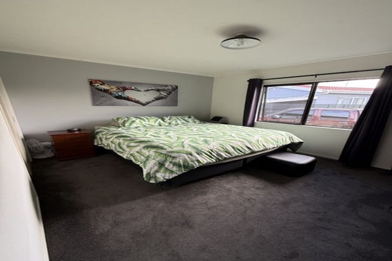 Photo of property in 23 Pukeko Street, Paraparaumu, 5032