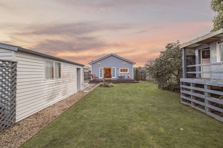 Photo of property in 24 Flockton Street, Mairehau, Christchurch, 8013