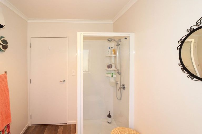 Photo of property in Villa Estate, 60/55 Armstrong Avenue, Carterton, 5713