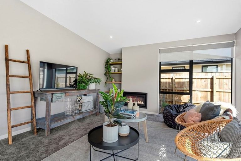 Photo of property in 2 Paioke Street, Waikanae, 5036