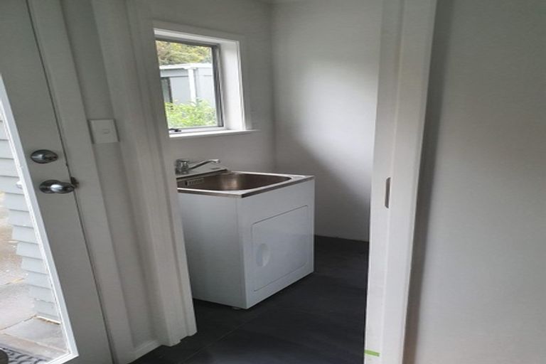 Photo of property in 227 Dowse Drive, Maungaraki, Lower Hutt, 5010