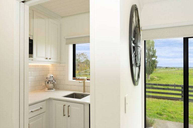 Photo of property in 45 Ringawhati Road, Otaki, 5583