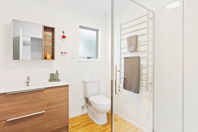 Photo of property in 50 Seaview Road, Paraparaumu Beach, Paraparaumu, 5032