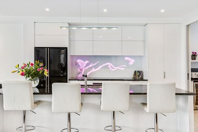 Photo of property in 9 Rue D' Amarres, Gulf Harbour, Whangaparaoa, 0930