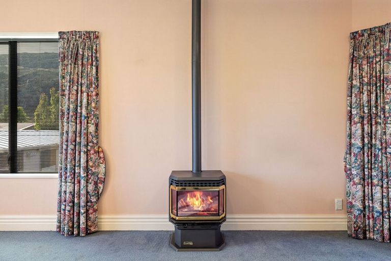 Photo of property in 17 Mcbride Street, Frankton, Queenstown, 9300