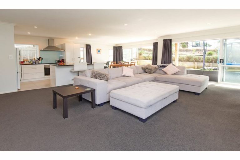 Photo of property in 11 Buccaneer Court, Gulf Harbour, Whangaparaoa, 0930
