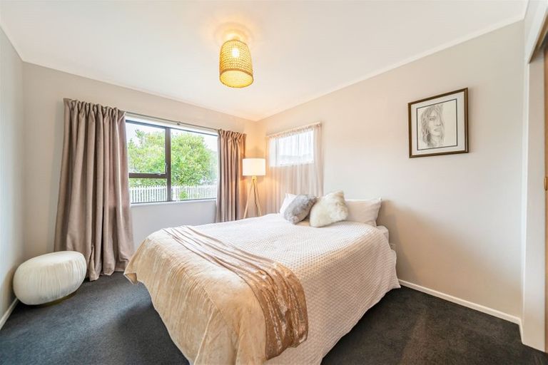 Photo of property in 1/63 Fraser Crescent, Elderslea, Upper Hutt, 5018