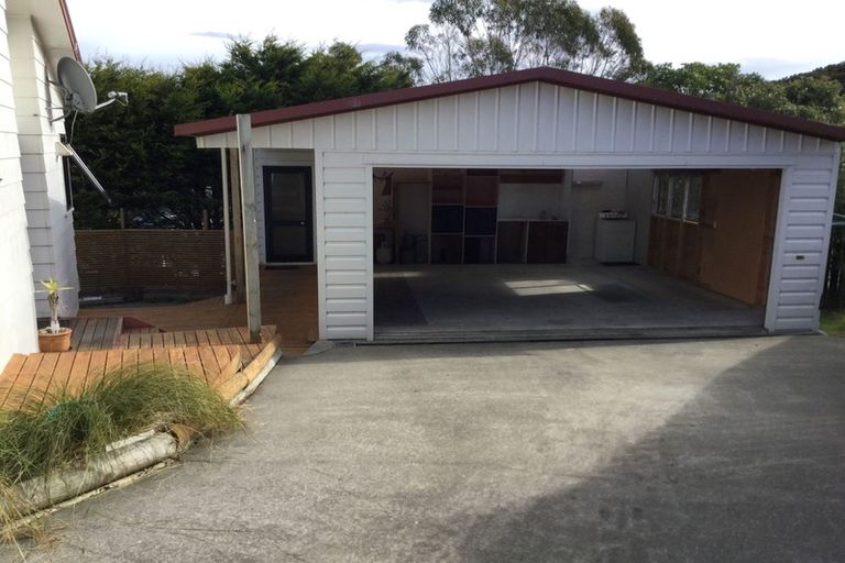 Photo of property in 4 Cathie Place, Karori, Wellington, 6012