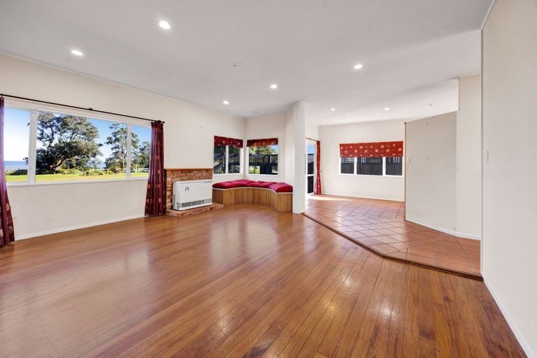 Photo of property in 22 Fox Street, Opunake, 4616