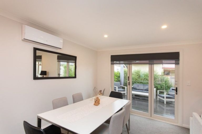 Photo of property in 402a Featherston Street, Palmerston North, 4414