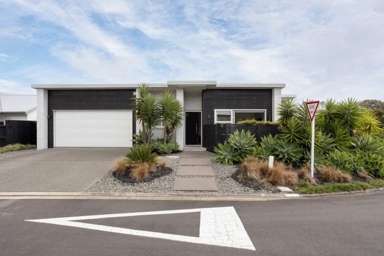 Photo of property in 21 Jacob Street, Brookfield, Tauranga, 3110