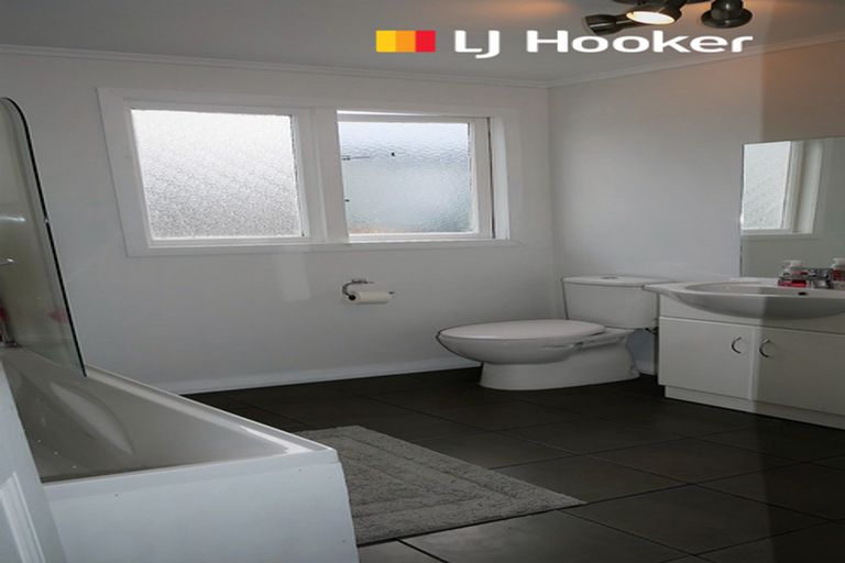 Photo of property in 42 Ritchie Road, Dunback, Palmerston, 9483