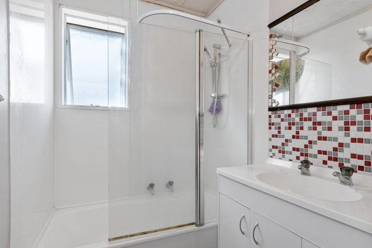 Photo of property in 203b Waitaha Road, Welcome Bay, Tauranga, 3112