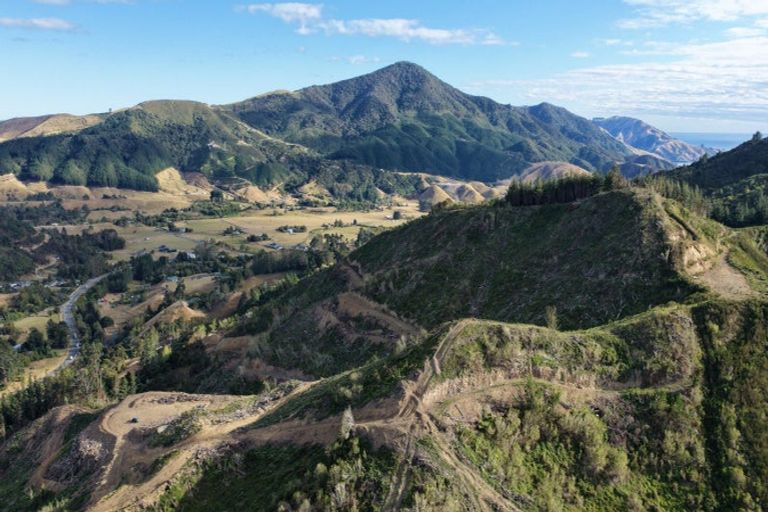 Photo of property in 80 Ross Road, Hira, 7071