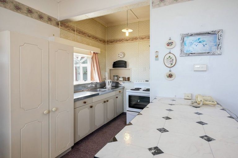 Photo of property in 45 Cutten Street, South Dunedin, Dunedin, 9012