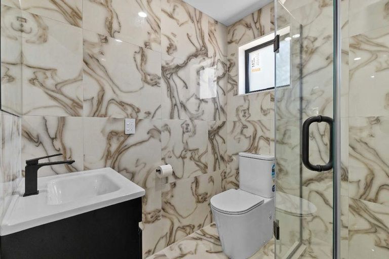 Photo of property in 14a Graeme Avenue, Mangere East, Auckland, 2024