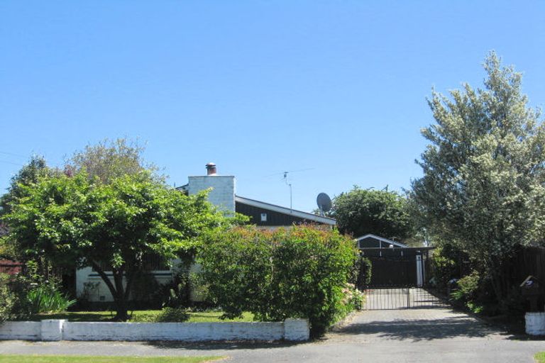 Photo of property in 31 Oldwood Street, Bishopdale, Christchurch, 8053