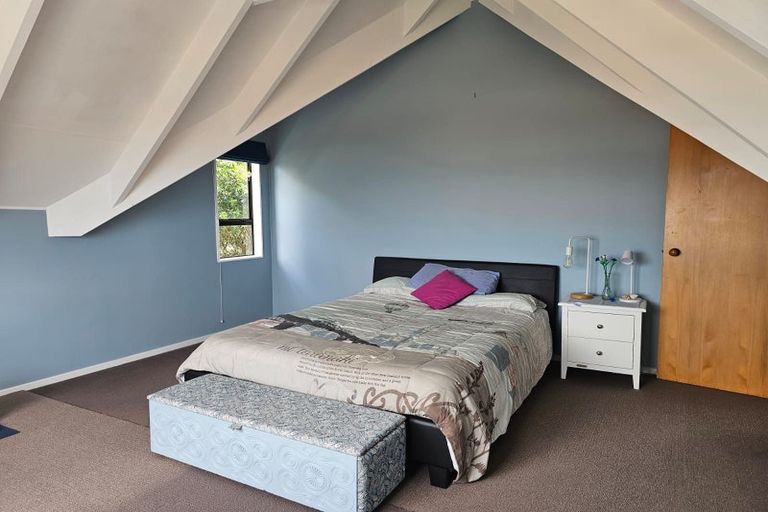 Photo of property in 81 Renown Road, Raumati South, Paraparaumu, 5032