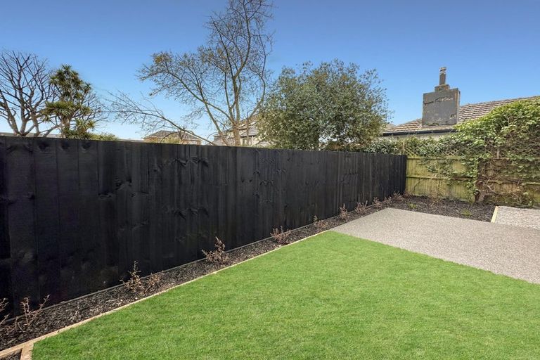 Photo of property in 4/27 Radnor Street, St Albans, Christchurch, 8014