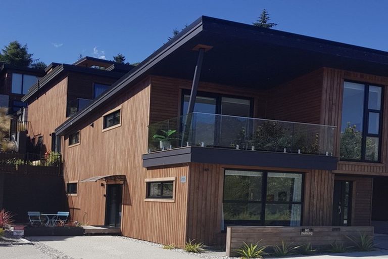 Photo of property in 7 Livingstone Lane, Frankton, Queenstown, 9300