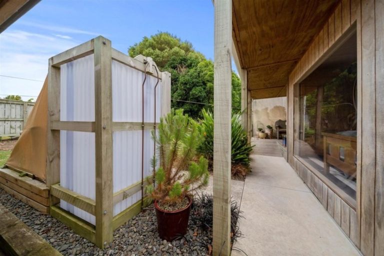 Photo of property in 89 South Road, Manaia, 4612