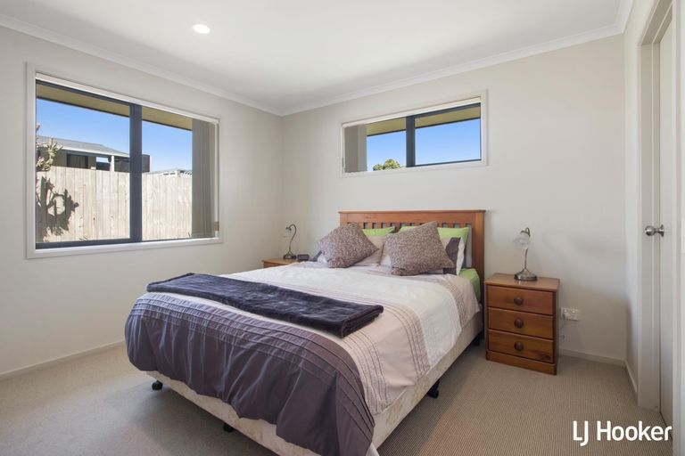 Photo of property in 16 Reo Crescent, Waihi Beach, 3611