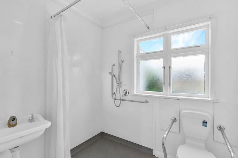 Photo of property in 27 Read Street, Levin, 5510