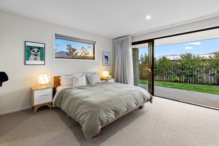 Photo of property in 11 Centre Crescent, Wanaka, 9305