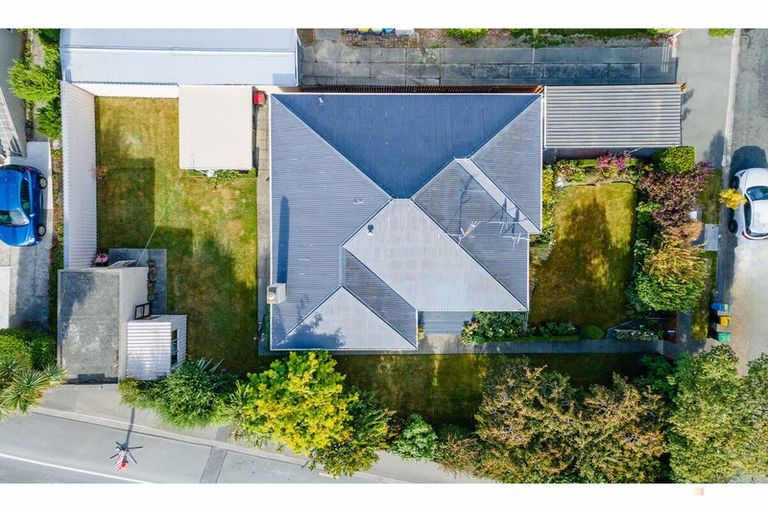 Photo of property in 2 Ashbury Avenue, Waimataitai, Timaru, 7910