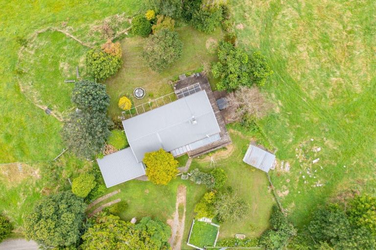 Photo of property in 805 Croydon Road, Te Popo, Stratford, 4394