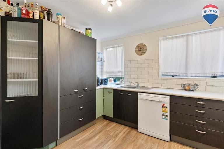 Photo of property in 24a Logie Street, Stokes Valley, Lower Hutt, 5019