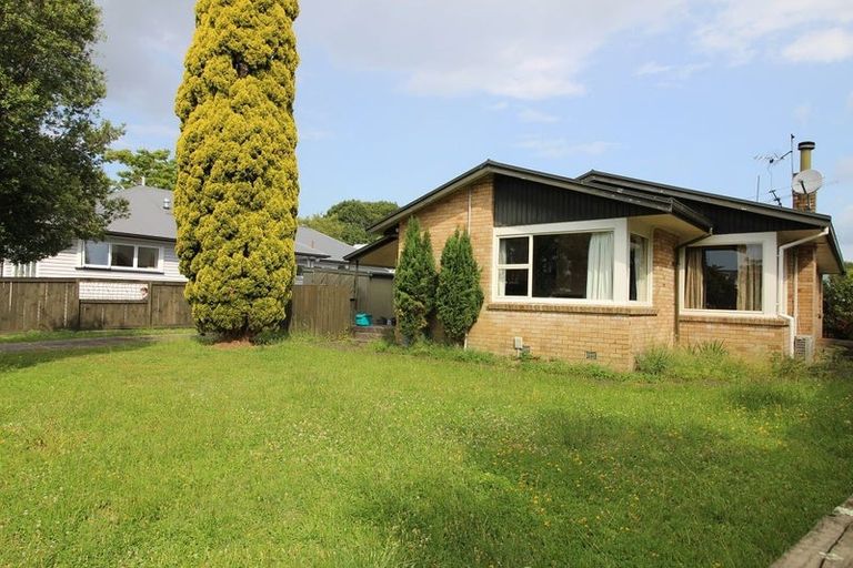 Photo of property in 3 Gordon Street, Hillcrest, Hamilton, 3216