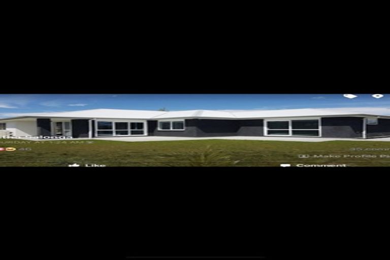 Photo of property in 589d Great South Road, Rosehill, Papakura, 2113