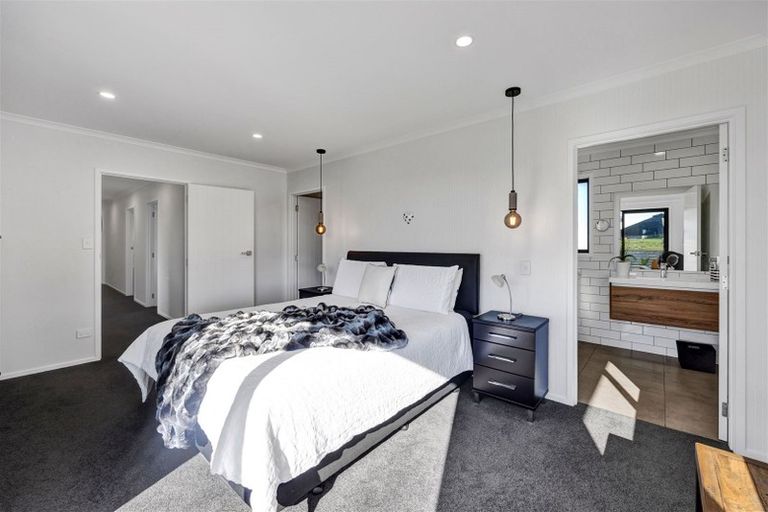 Photo of property in 20a Larlin Drive, Hawera, 4675