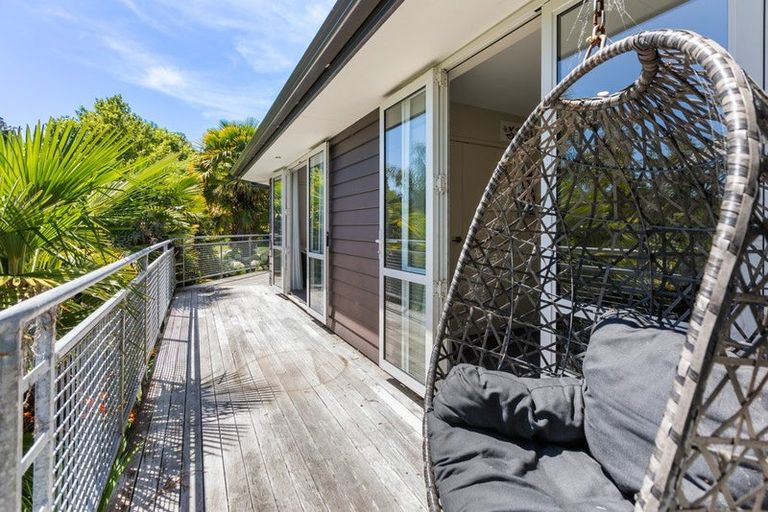 Photo of property in 187 Te Arei Road East, Huirangi, New Plymouth, 4373