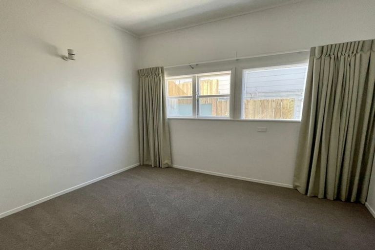 Photo of property in 25 Grafton Road, Roseneath, Wellington, 6011